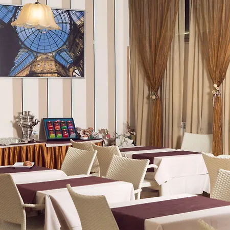 فندق Eco & Bioriso Restaurant 3*