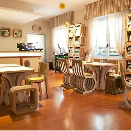 호텔 Eco & Bioriso Restaurant