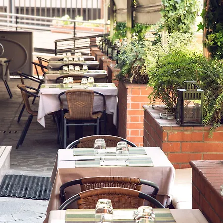 酒店 Eco & Bioriso Restaurant 3*